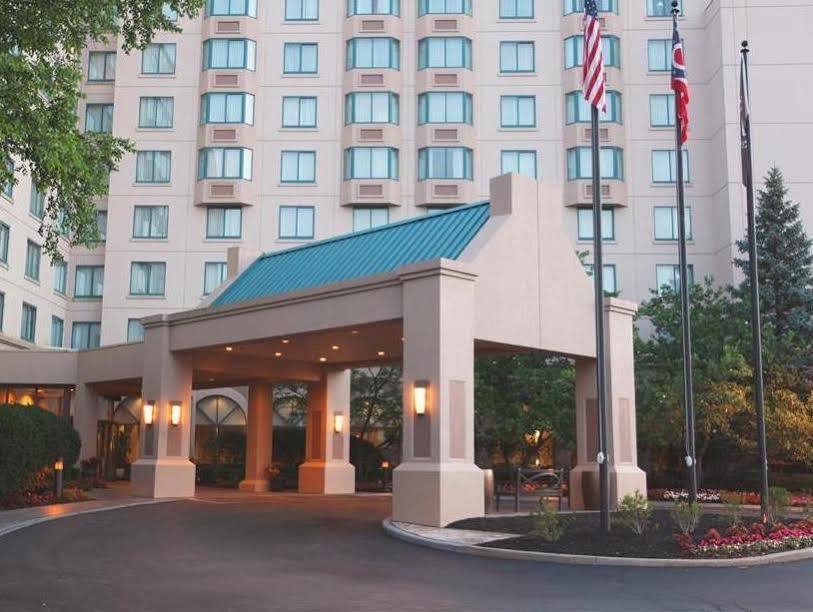 Sheraton Suites Columbus Worthington Exterior foto